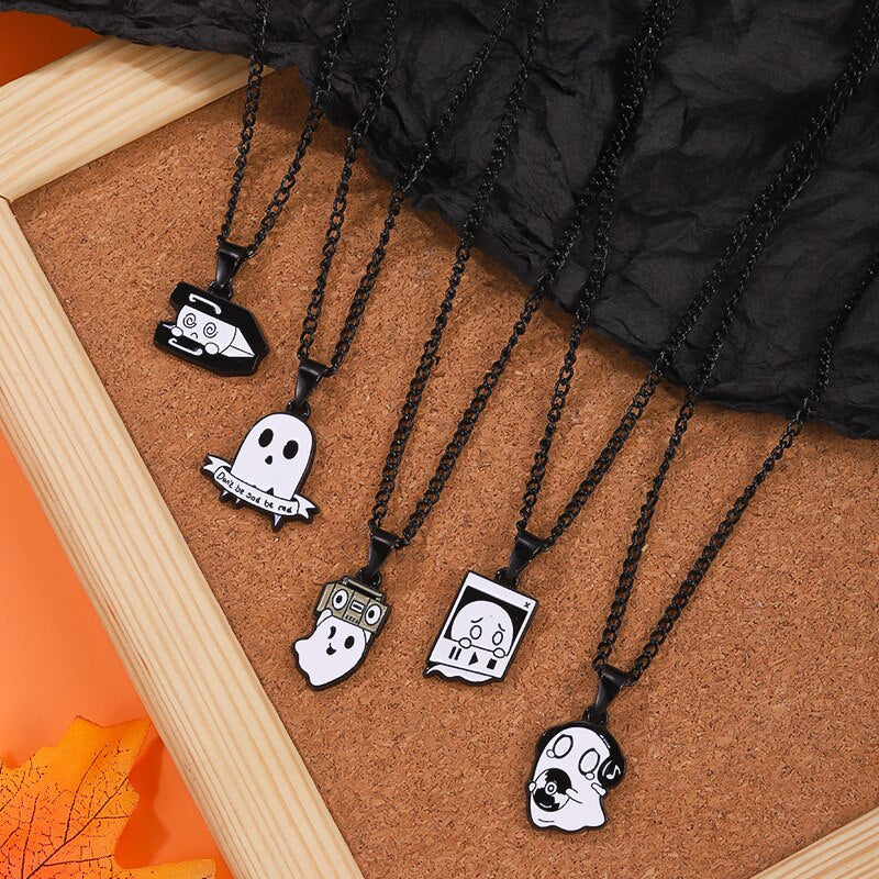 Cartoon Cute Pendent Necklace Ghost Boo Decorative Necklaces Halloween Party Clothes Jewelry Necklace Accessories for Friends